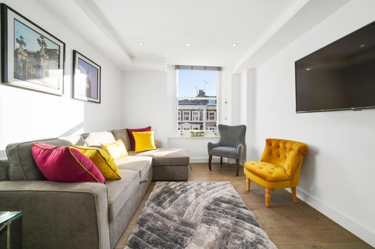 City Prime Apartments Лондон Экстерьер фото A living room in a serviced apartment in London