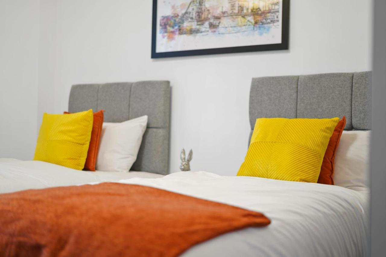 City Prime Apartments Лондон Экстерьер фото A bedroom at the hotel